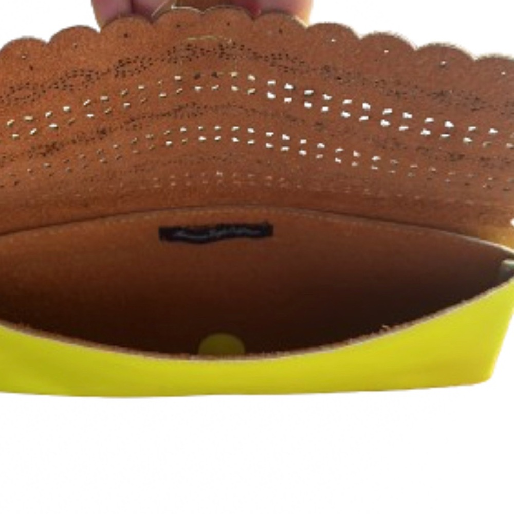 American Eagle Neon clutch - Picture 6 of 8